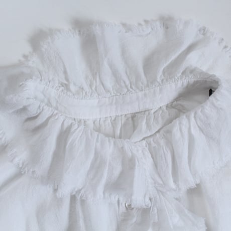 Veritecoeur / LTD-187   フリルブラウス ANTIQUE WHITE