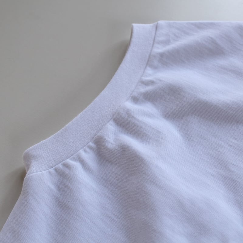 Veritecoeur / VCC-447 強撚天竺ドロップショルダーTEE | BENRY