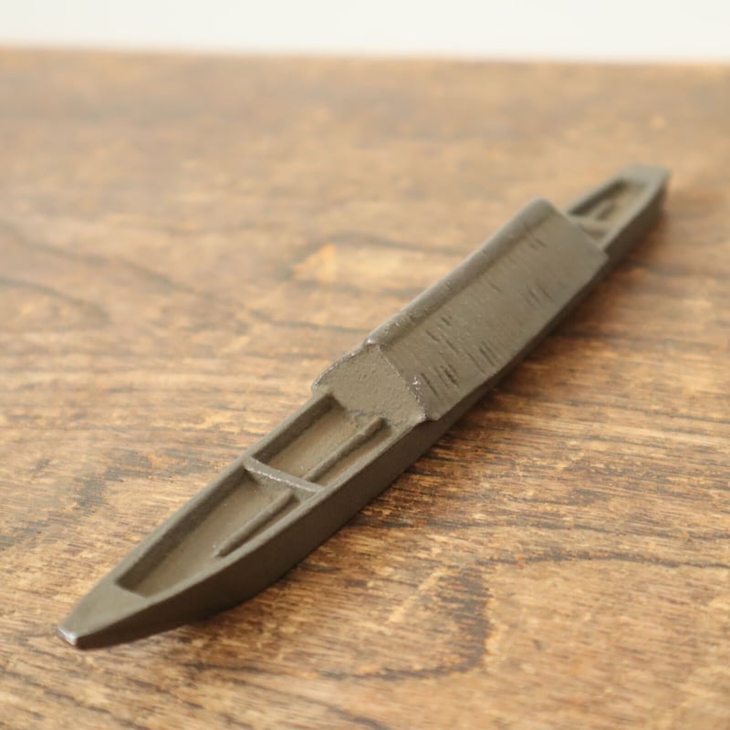 A050 文鎮 栗崎 天明鋳物 屋形舟 | 書道具の店 KOKIHI.