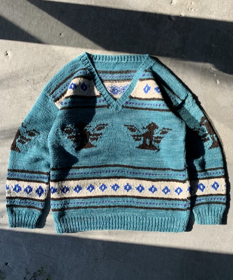 ECUADOR V NECK KNIT