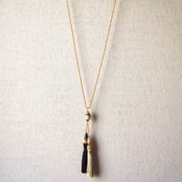 西ドイツヴィンテージ　ダブルタッセル＆ランプガラスビーズ　Y字　ペンダント　ネックレス　アンティーク Tyrr  N00023b