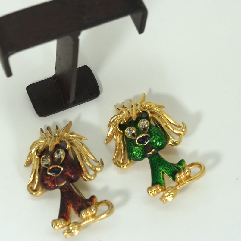 Suguru様Sphinx ギブレガラス ヴィンテージ ブローチ9613 SPHINX