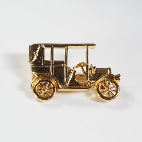 ヴィンテージ TRIFARI トリファリ　アンティークカー　ブローチ アンティーク　BT00018