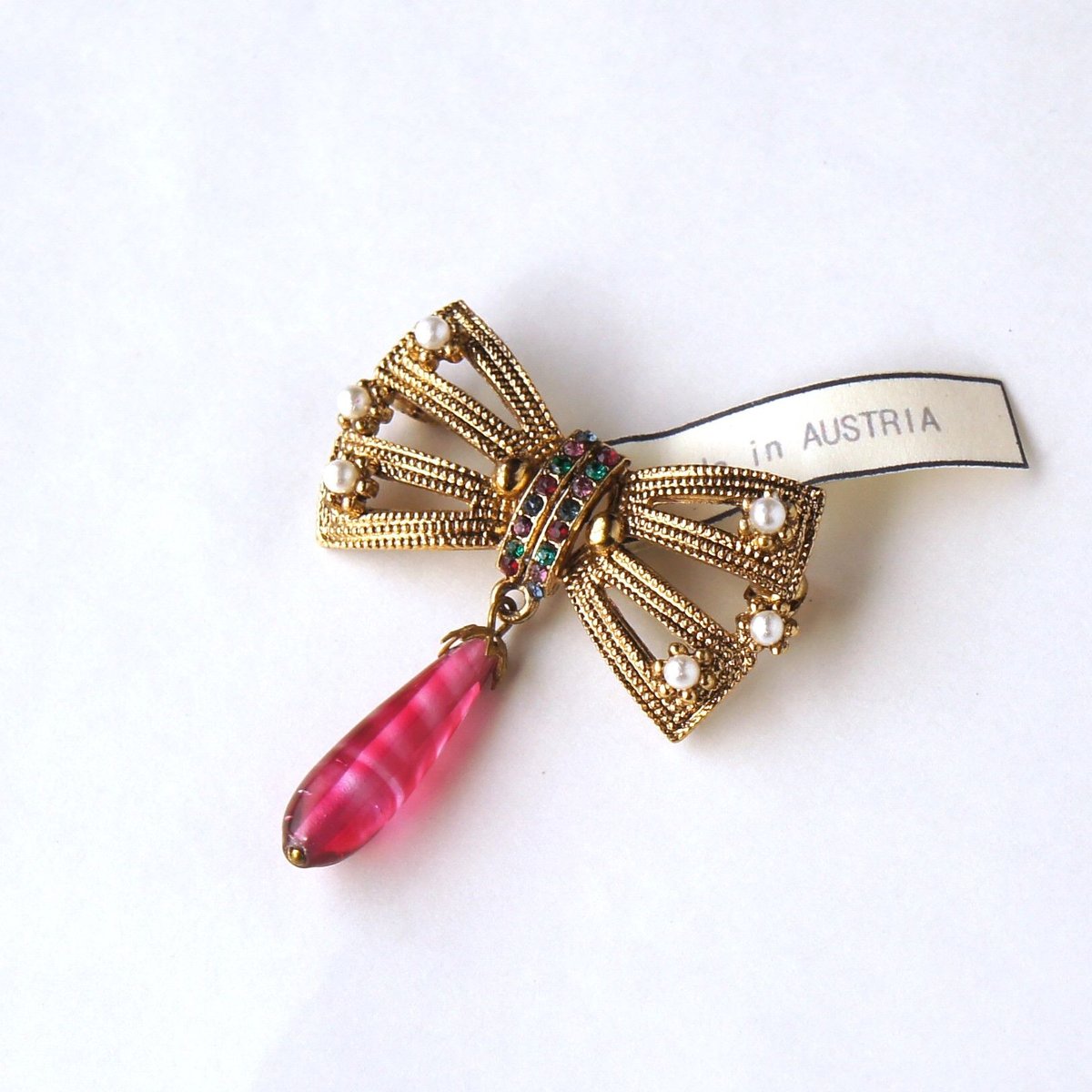 蘭子様エンブレムロゴストーンブローチ