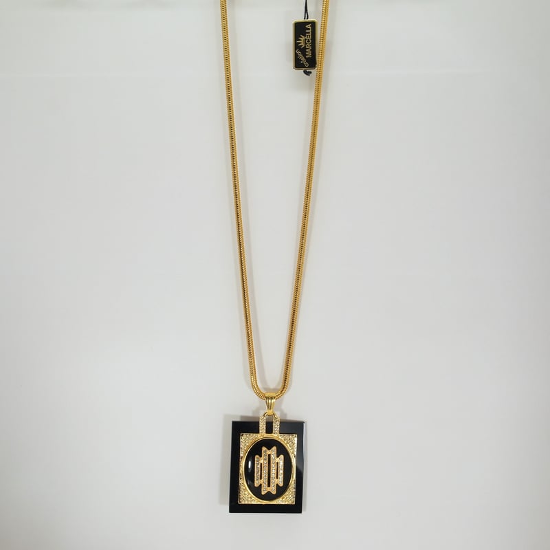 TRIFARI 大ぶり ネックレス Trifari トリファリ ムール貝 シェルモチーフ 貝殻 ペンダント