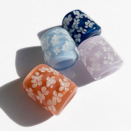 ガラス玉　帯留（小花）