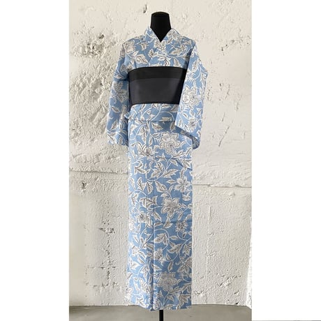 KAGUWA 浴衣・お仕立てあがりー躍花（薄群青）