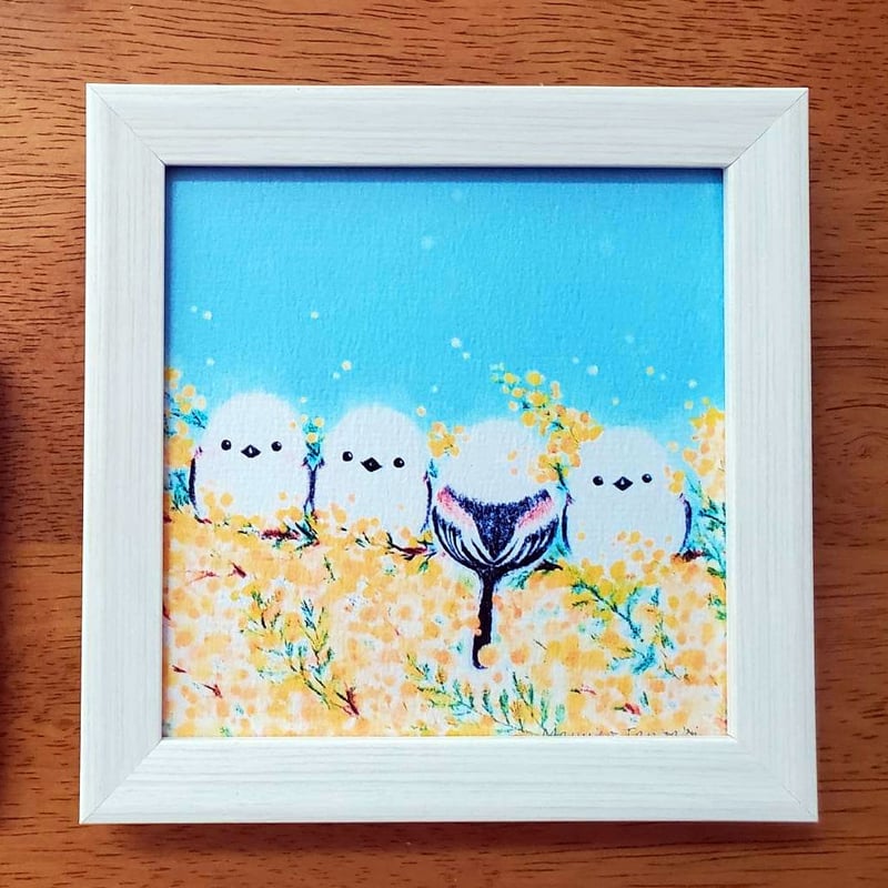 シマエナガの絵 幸せを運ぶシマエナガ“シマエナガとミモザ” | MayukoTanzaki Art
