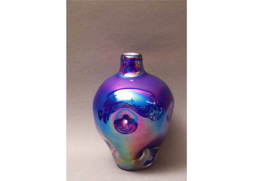 最新作の uki様 アメリカ1970年代ビンテージ美しい形のガラス花瓶 花瓶 