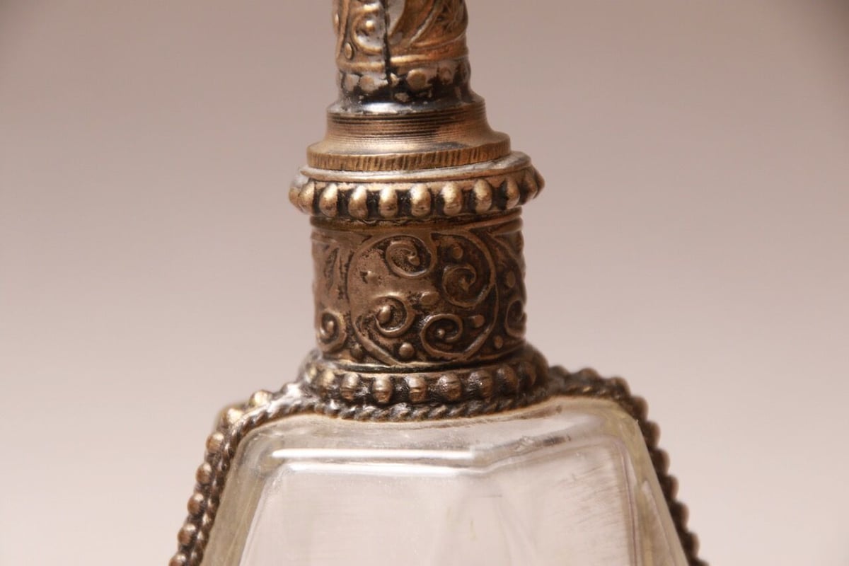 【希少】モロッコの香水瓶　パフュームガラス　モロッコ　北欧 希少】モロッコの香水瓶パフュームガラスモロッコ北欧