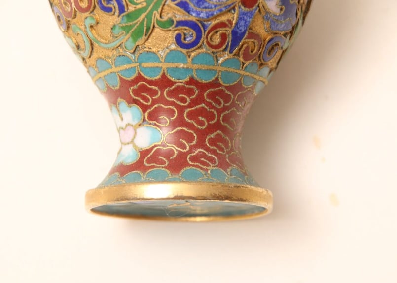 サイズ直径15cm高さ20cm金属製の花生け 花瓶 華瓶 民国 中国 古玩 ペラナカン
