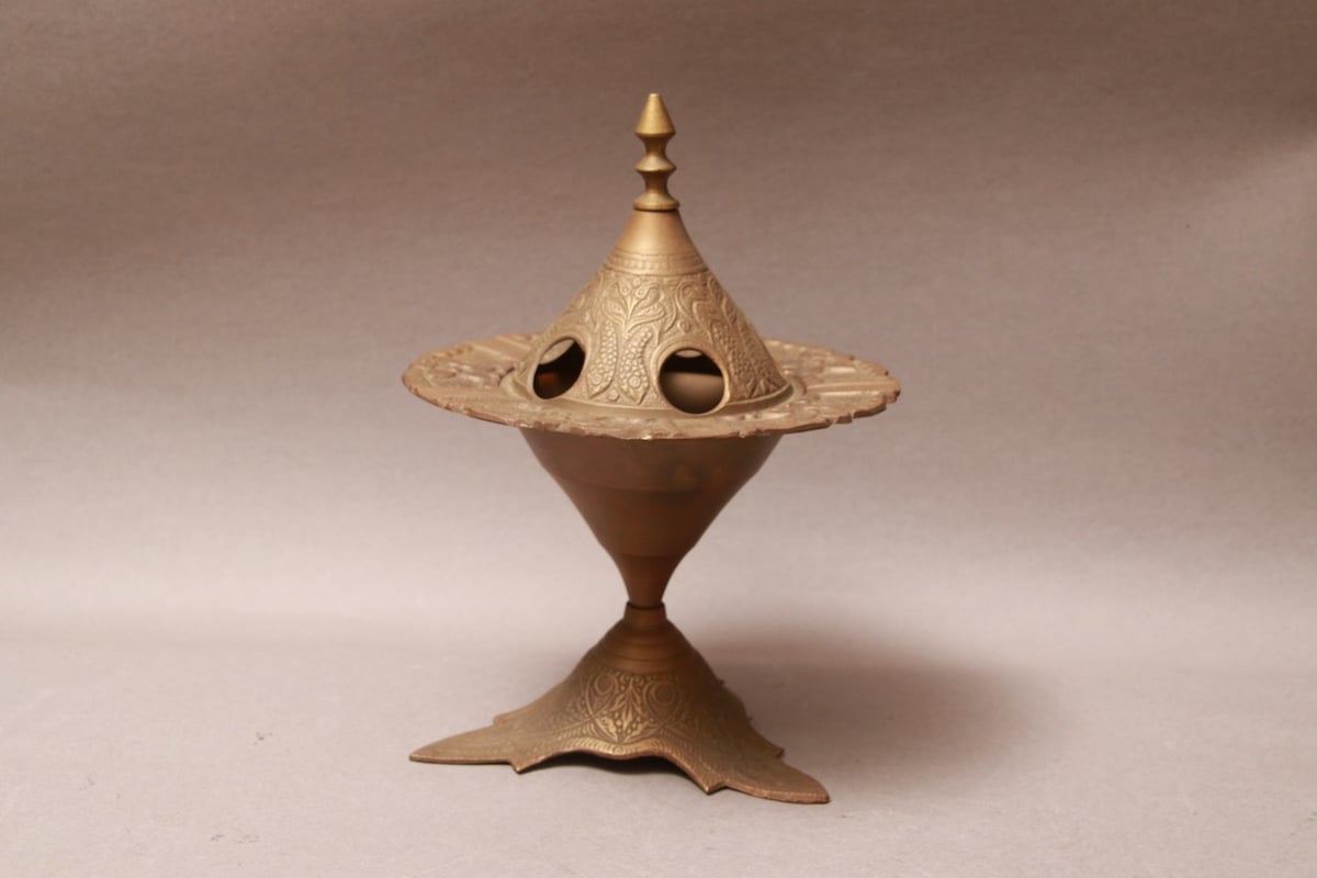 インド　宝箱　ジュエリーボックス　ヴィンテージ　1940‐1950年代　木・真鍮 61GjUlVqCjL._UF1000,1000_QL80_.jpg