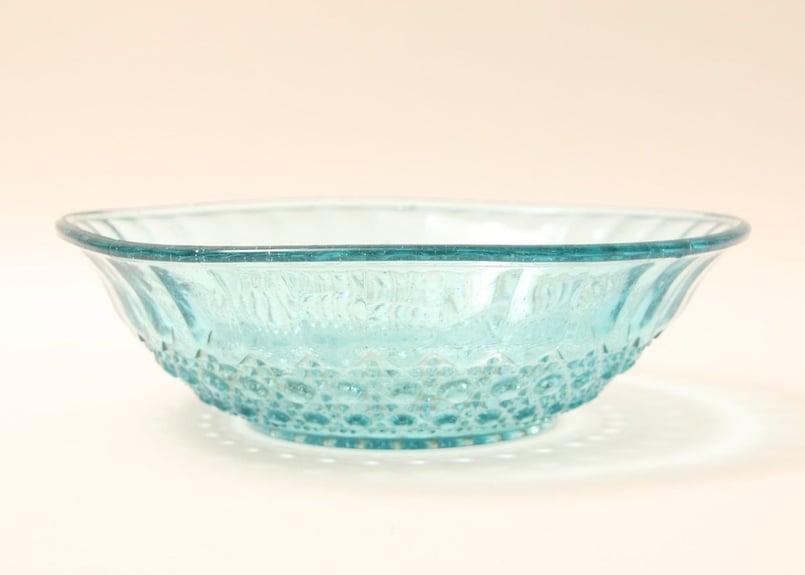 切子 ギヤマン 【六芒星】カットガラス皿 ガラス鉢 時代物 979. 早い物勝ち！昭和レトロ 切子 ギヤマン 【六芒星】カットガラス皿