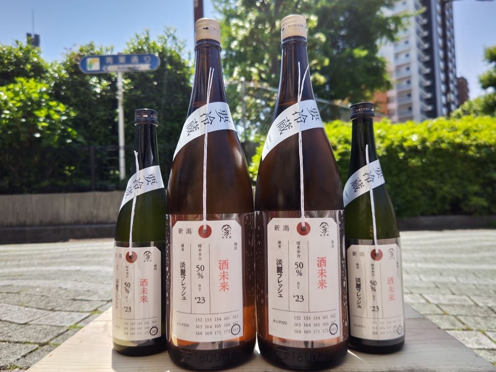 朝日鷹 生貯蔵酒 3月仕込み1.8ℓ