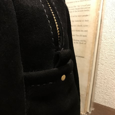 Shoulderbag (Black/suede/kudu)Lot#143