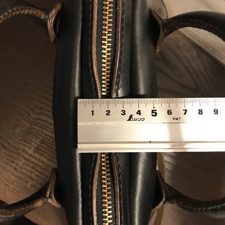 Shoulderbag 303. (Black/Chromexcel)Lot#114