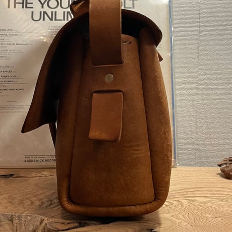 ミディアムバッグ　ミディアムショルダーバッグ　本革ハンドバッグ　プエブロレザーバッグ　Shoulderbag medium(Cognac/pueblo)Lot#254