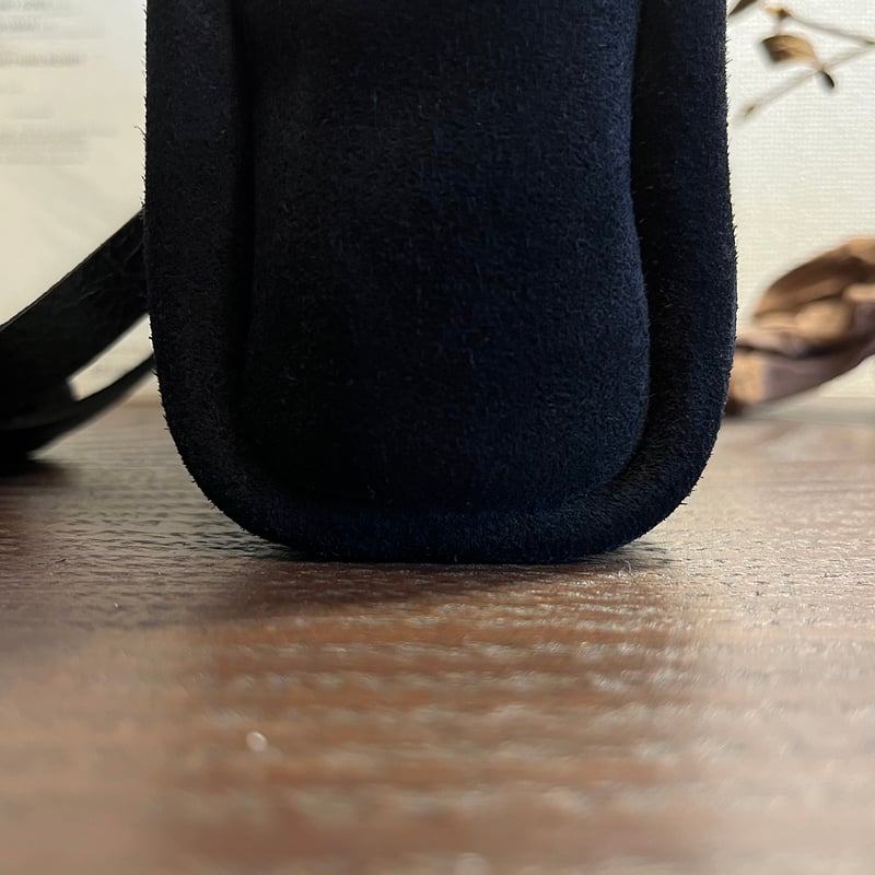 kudu革ポシェット kudu革スエードポシェット 黒ポシェット kudu