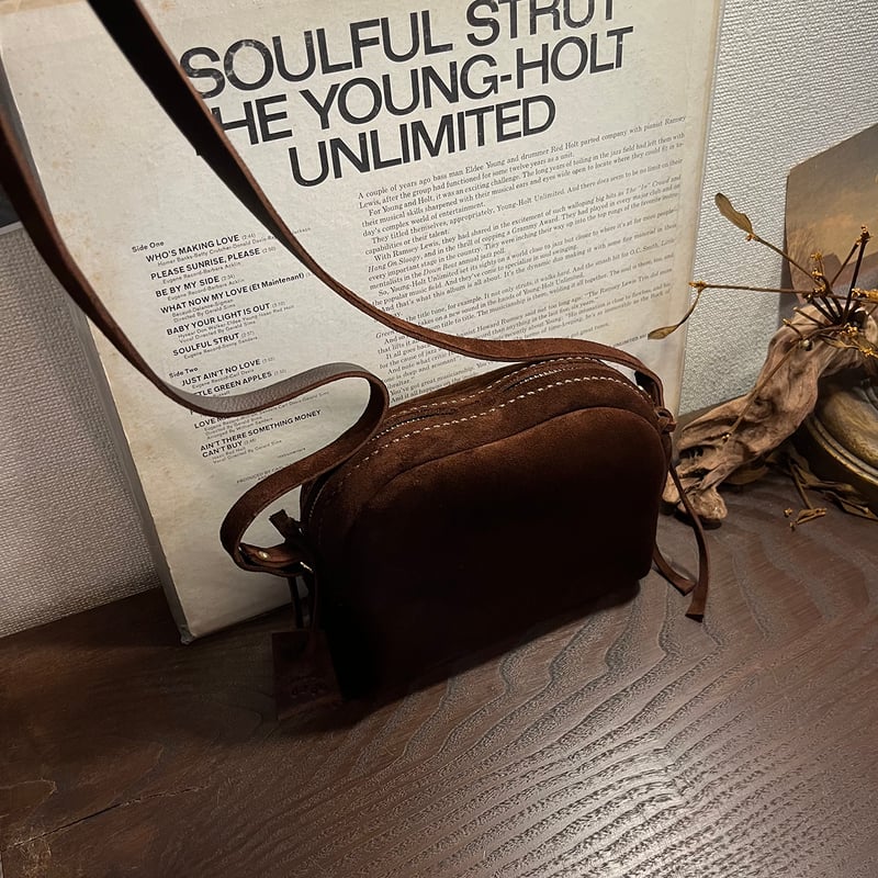 kudu革ポシェット kudu革スエードポシェット チョコレート色ポシェット