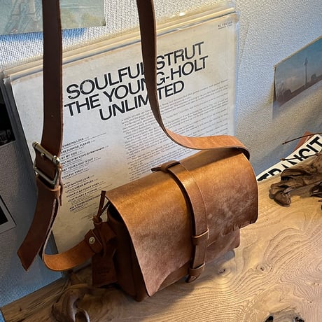 本革ショルダーバッグ　プエブロレザーバッグ　Shoulderbag medium(Cognac/Pueblo)Lot#252 オーダー制作