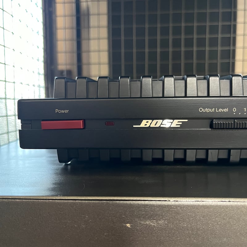 BOSE1701 パワーアンプ 48F070137／101MMG／天井壁用ブラケット | ro