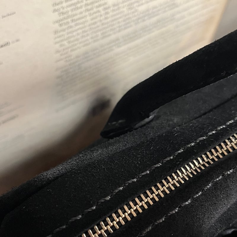 新品未使用 1点限り 高級スエードkudu革 秋冬バッグ黒 スエードレザー