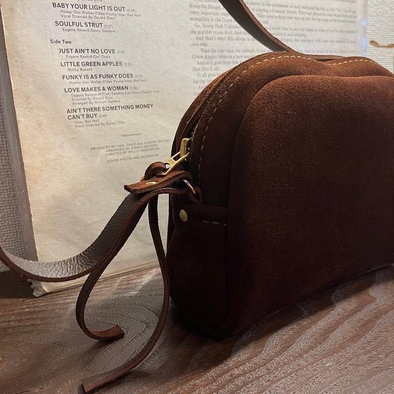 冬コーデポシェット チョコレート色 ブラウン kudu革スエード #200 冬コーデポシェット チョコレート色 ブラウン kudu革スエード #200