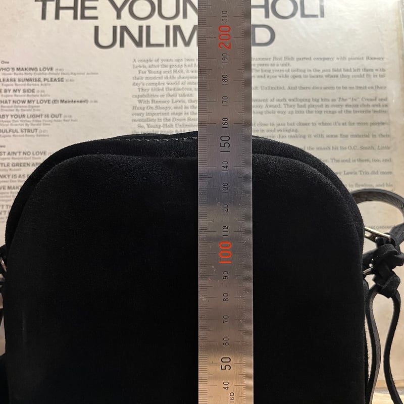 kudu革ポシェット kudu革スエードポシェット 黒ポシェット kudu