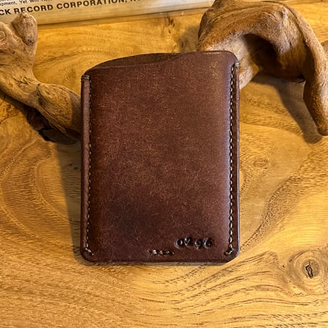 クレジットカードが2枚入るレザーケース Card Case (tabacco/pueblo) Lot#296