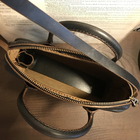 Shoulderbag 303. (Black/Chromexcel)Lot#113