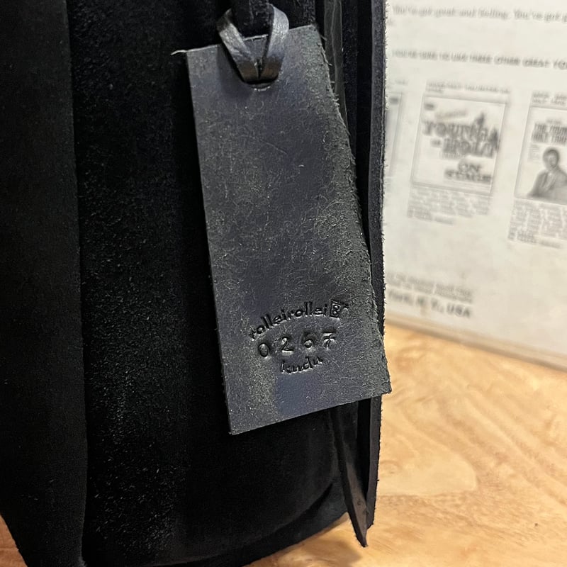 新品未使用 1点限り 高級スエードkudu革 秋冬バッグ黒 スエードレザー
