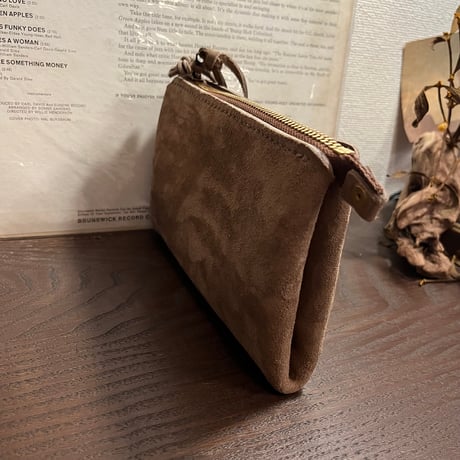 passbook case (stone/suede/kudu)Lot#193