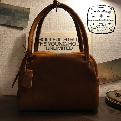 kudu革ショルダーバッグ　kudu革バッグ　kudu革スエードバッグ　素敵な色オータムスパイス　Lot#148