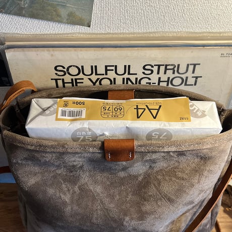 slowly tote Shoulderbag／ Lot#240