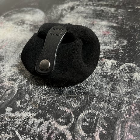 ムギュッとコインケース(black/suede/kudu)#06