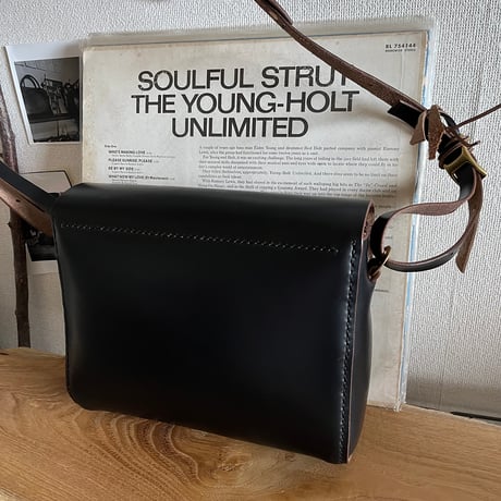クロムエクセルレザー クラッチショルダーバッグ Clutch Shoulderbag(Black/Chromexcel)Lot#321