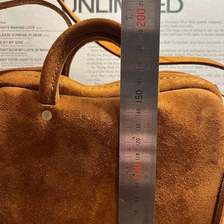 kudu革ポシェット　kudu革スエードポシェット　キャメル色ポシェット　kuduポシェット／ Lot#198