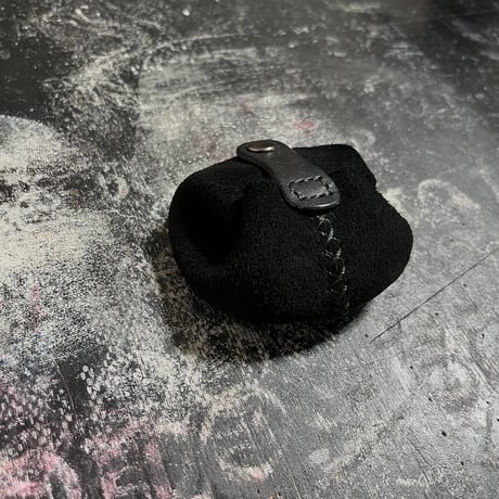 ムギュッとコインケース(black/suede/kudu)#06