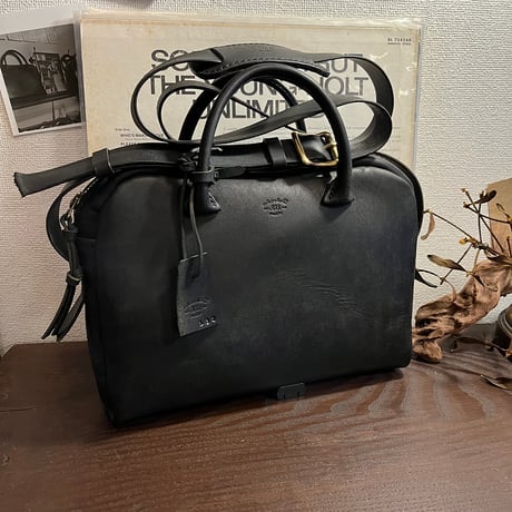 Shoulderbag (Black/Pueblo)Lot#132