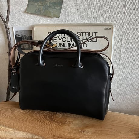 クロムエクセルレザーバッグ Shoulderbag (Black/Chromexcel)Lot#320