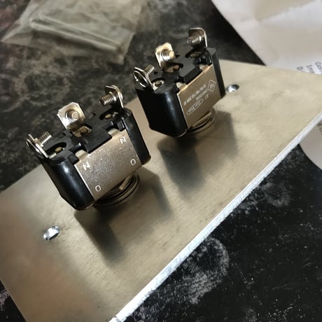 トグルスイッチ ２口（新品）