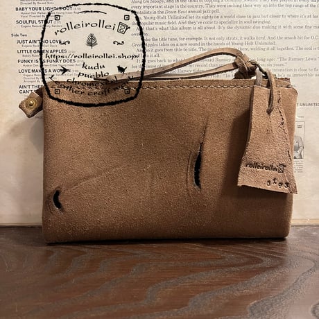 passbook case (stone/suede/kudu)Lot#193