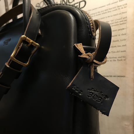 Shoulderbag 303. (Black/Chromexcel)Lot#113