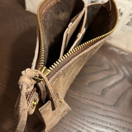 passbook case (stone/suede/kudu)Lot#193
