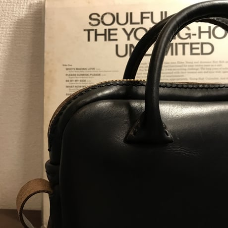 Shoulderbag 303. (Black/Chromexcel)Lot#114
