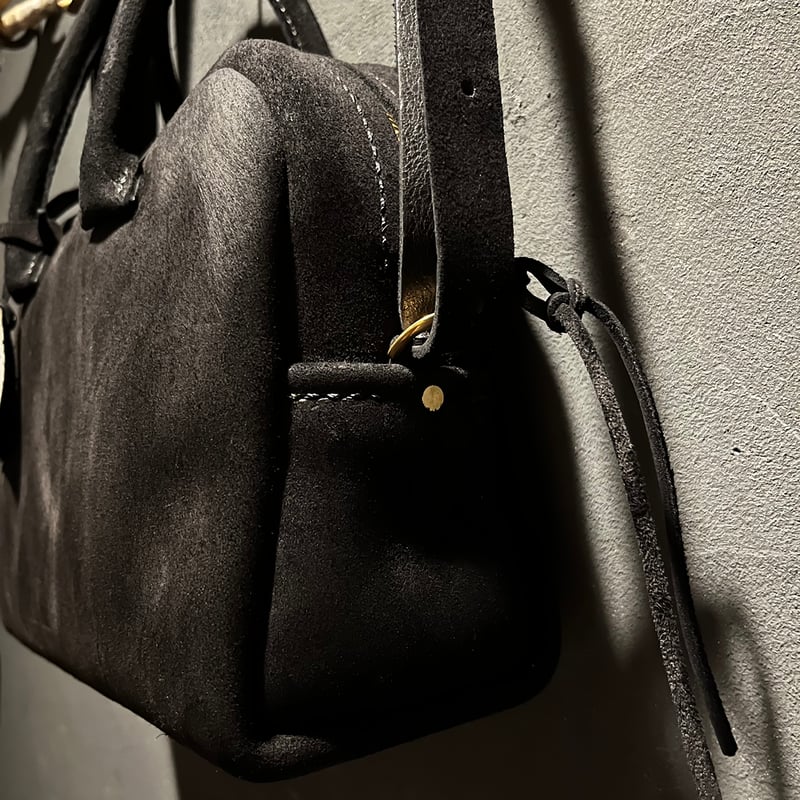 間口が広いバッグ 秋冬バッグ スエード黒 kudu革 Handbag or Shoulderb