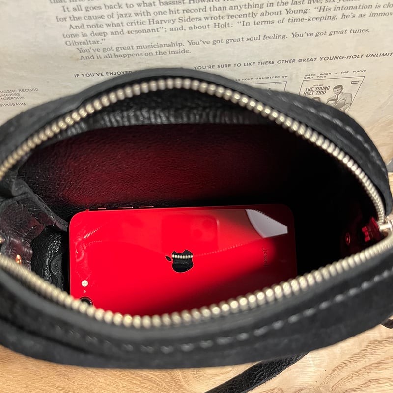 kudu革ポシェット kudu革スエードポシェット 黒ポシェット kudu