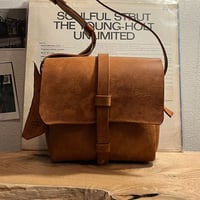 ミディアムバッグ　ミディアムショルダーバッグ　本革ハンドバッグ　プエブロレザーバッグ　Shoulderbag medium(Cognac/pueblo)Lot#254