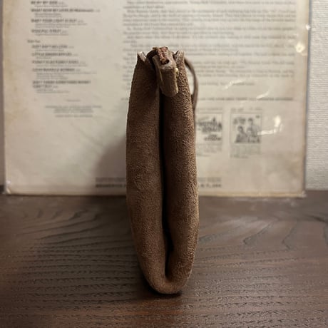 passbook case (stone/suede/kudu)Lot#193