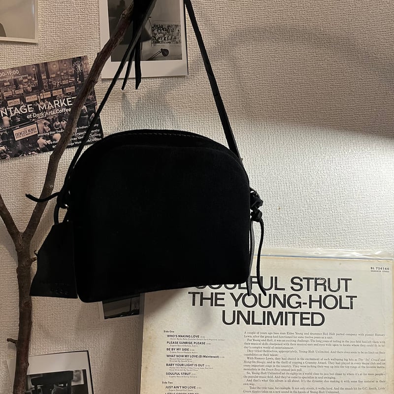 kudu革ポシェット kudu革スエードポシェット 黒ポシェット kudu